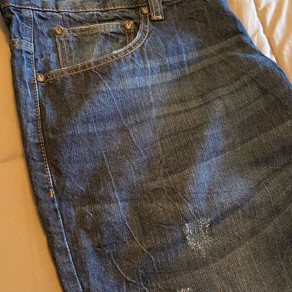 44 X 30 Mens Denim Blue Jeans Slightly Distressed NWT Never Worn - Picture 9 of 16